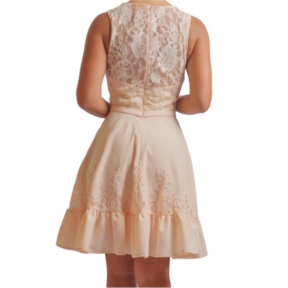 Dress Light Peach - Picture 3 of 5